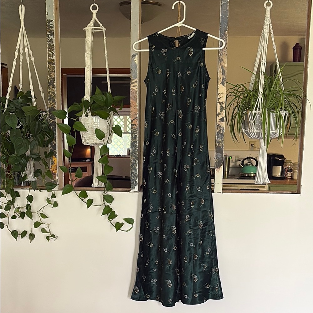 Elegant Green Floral Maxi Dress
